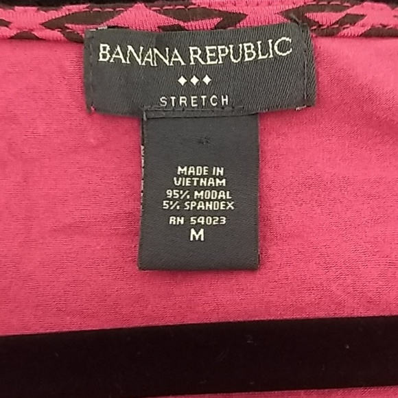 Banana Republic Pattern Red Stretch V-Neck Top M - Picture 7 of 8